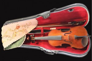 David Garrett's Childhood violin auctioned and proceeds went to "We Help Children"
